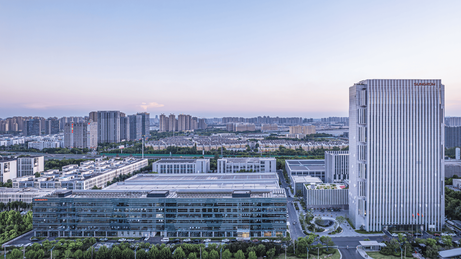 走进责任企业｜55世纪电源：连接绿色使命，共筑持续价值